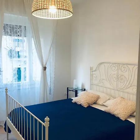 Caio Asinio Apartamento