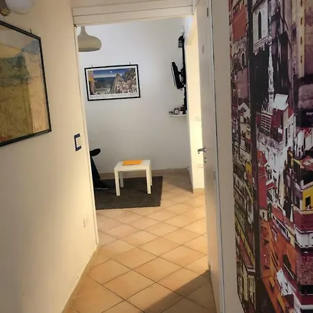 Caio Asinio Appartamento *
