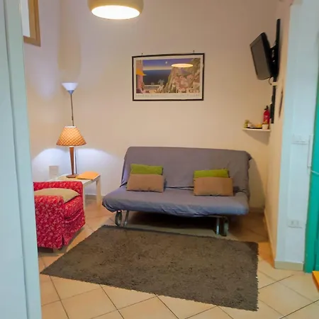 Caio Asinio Apartment