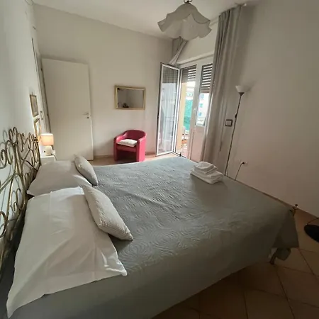 Caio Asinio Apartamento *