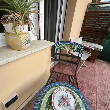 Caio Asinio Apartman *
