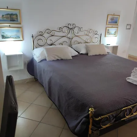 Caio Asinio Apartman *