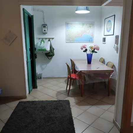 Caio Asinio Apartman