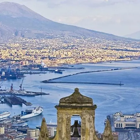 Caio Asinio * Naples