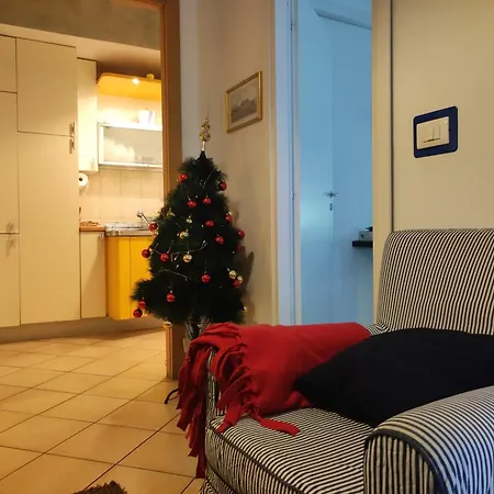 Caio Asinio Appartement Napels